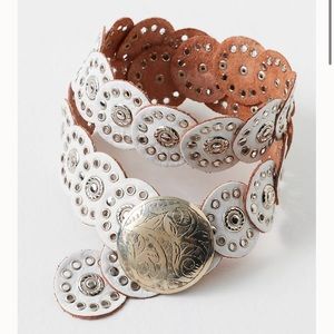 Free people follow your arrow belt